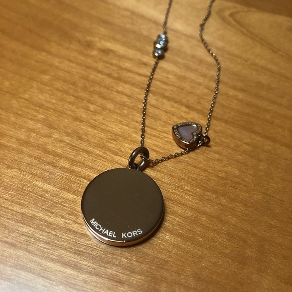 Michael Kors rose gold heart charm necklace - Picture 3 of 5